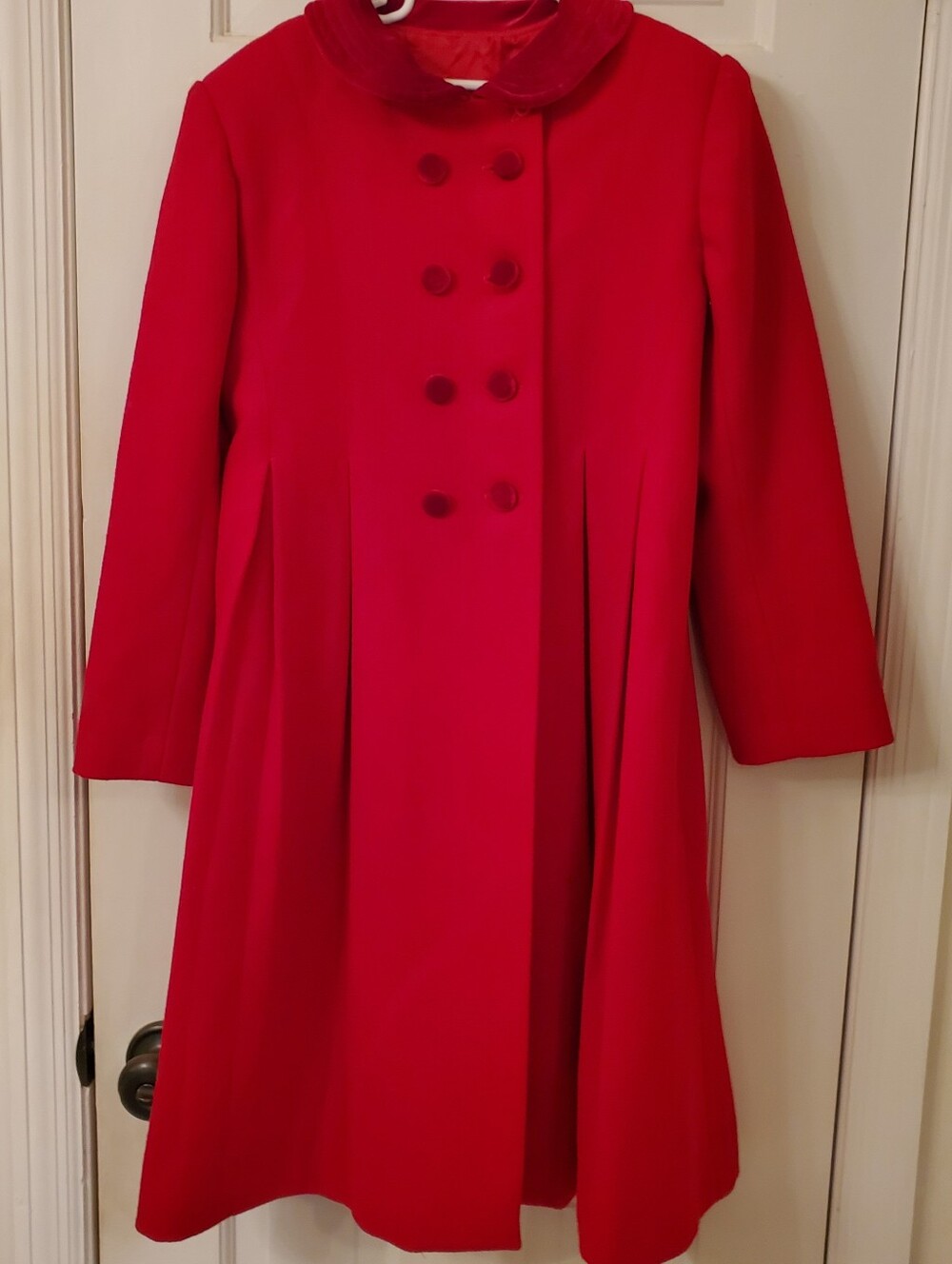 Isabel Garreton New York tailored red wool coat
